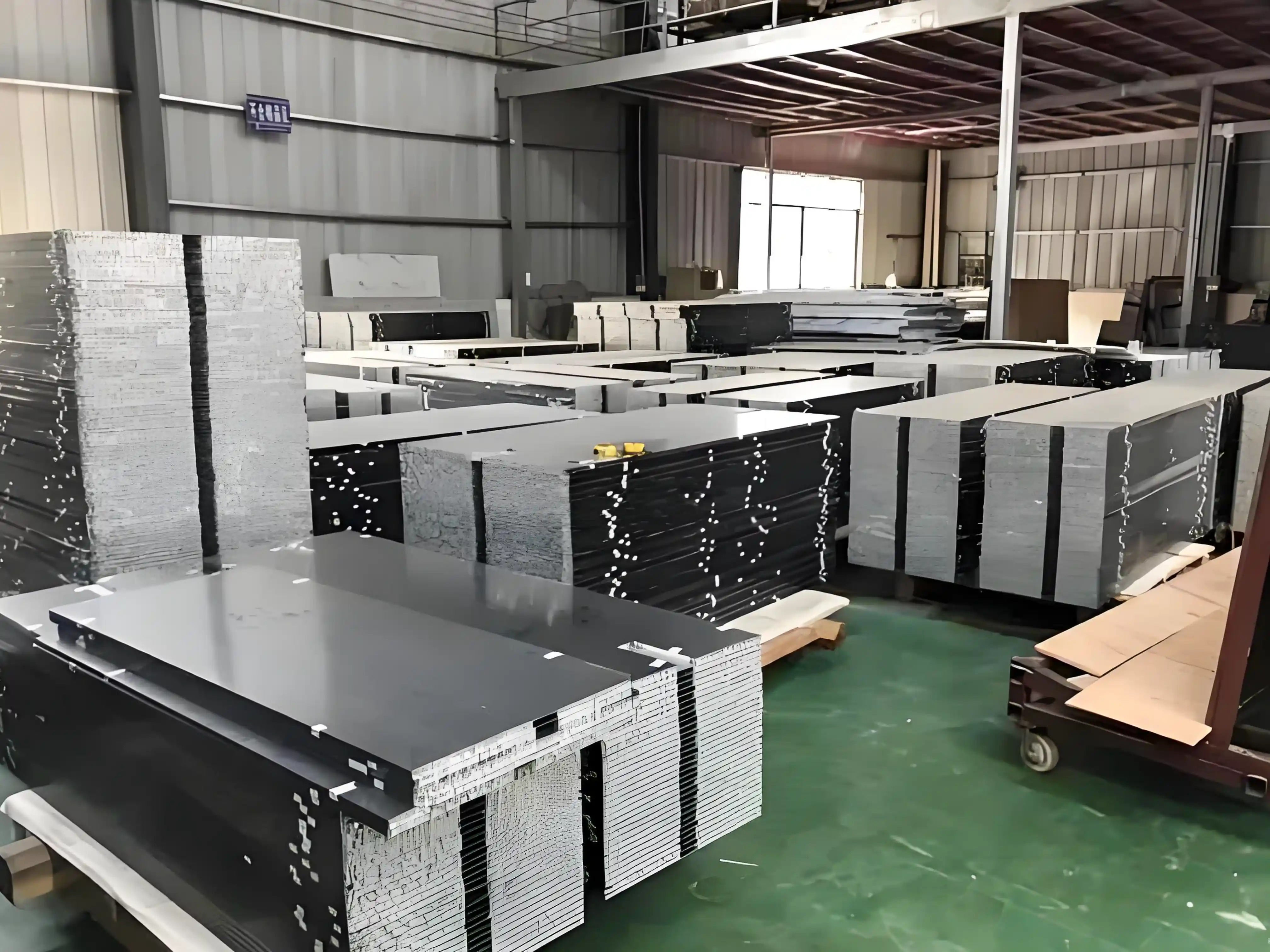 Wall panel factory, aluminum factory, custom manufacturing plant, factory warehouse, factory workshop